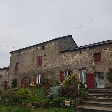 Bed and Breakfast Les Forges De Planechaud Saint-Sornin-Leulac Exterior foto
